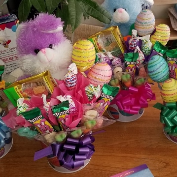 Easter Baskets – Candy Bouquets